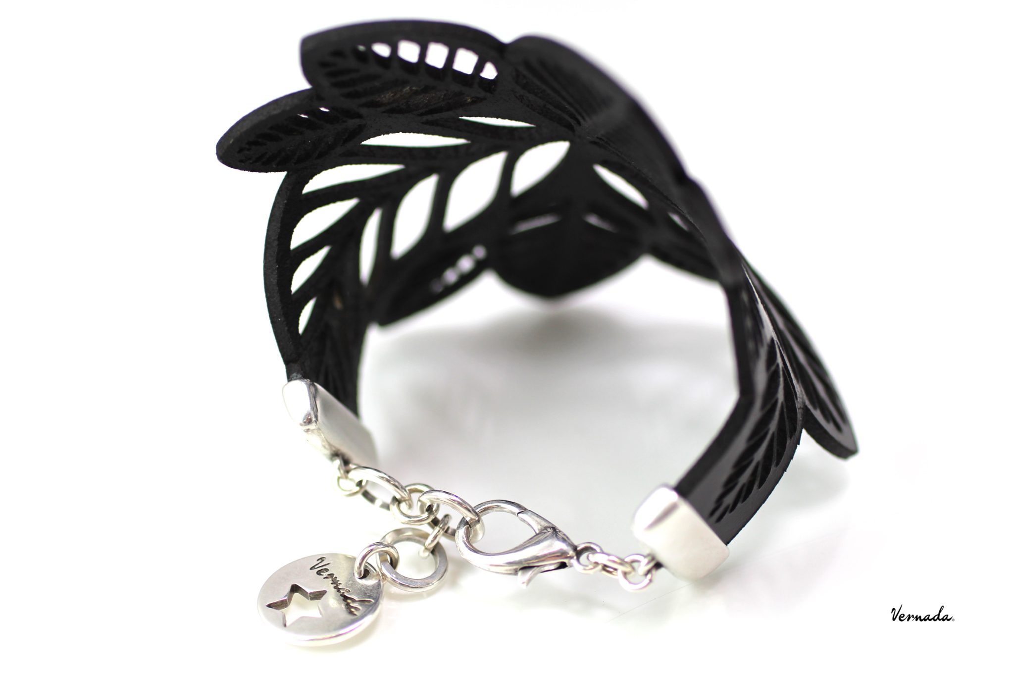 Vernada® Design -nahkaranneke, musta, laserleikattu LEHTI, säädettävä koko, viimeiset kappaleet! - Image 2